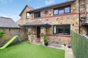 4, Wellfield Court, Marsh, Huddersfield HD3 4AG