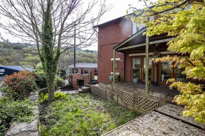 Garden & Decking