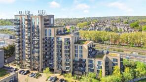 Flat 8, Altitude Point, Hampden Road, Hornsey, London N8 0EH
