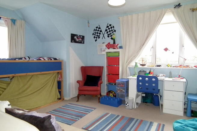 Photo 10