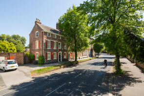 44, Clifton, York YO30 6AW