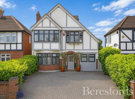Corbets Tey Road, Upminster, RM14