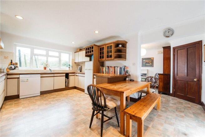 Kitchen/Breakfast Rm