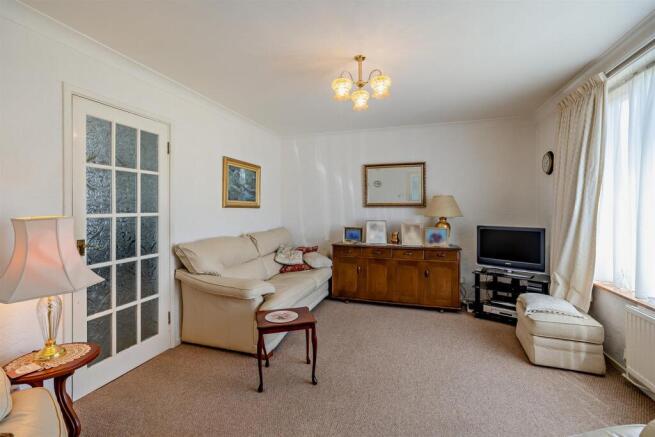 8687189-interior04-800.jpg