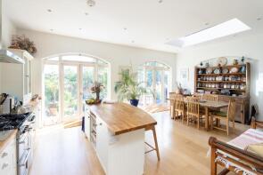 68, Home Park Road, Wimbledon SW19 7HN