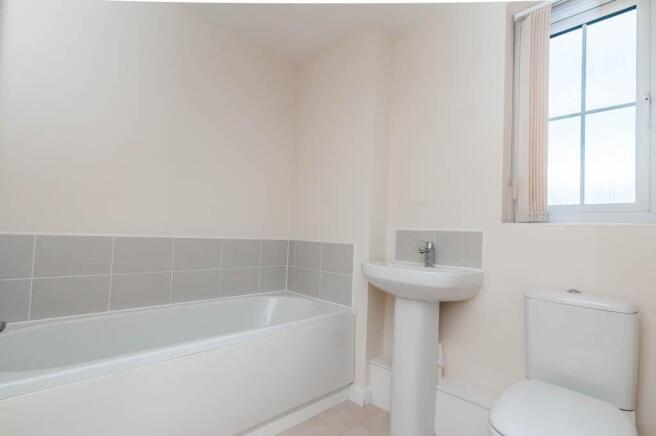2 bed Apartment for sale Image 9