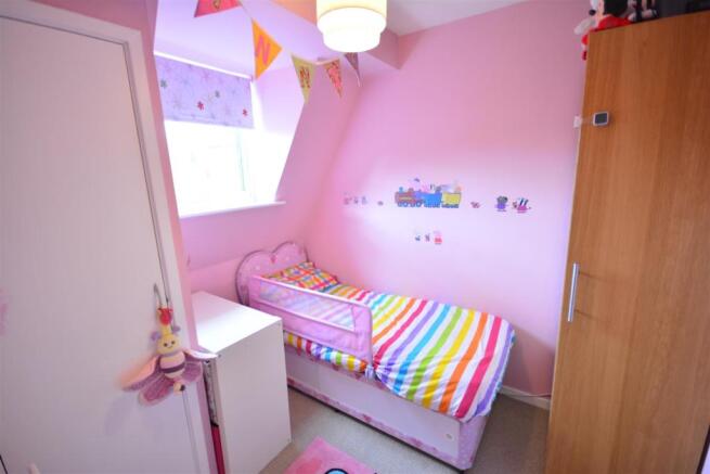 bed1 (4).JPG