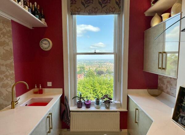 Kitchen with panoramic views