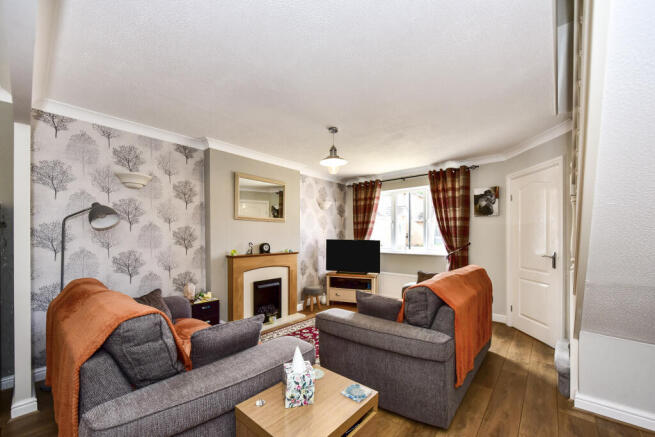 4 bed Detached for sale Image 5