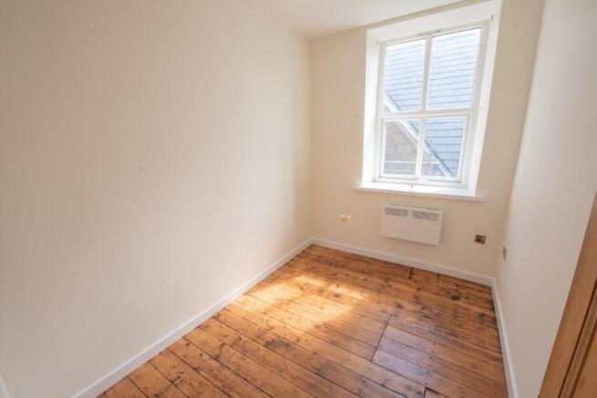 2 bed Apartment for sale Image 8