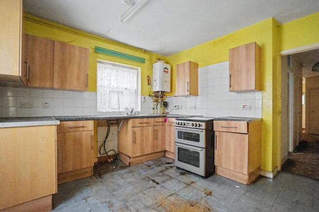 Flat A, 30 Morat Street, Stockwell, London SW9 0RP