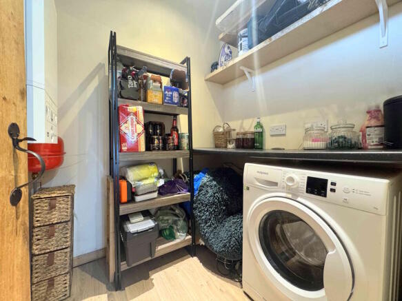 2 bed Cottage for sale Image 11