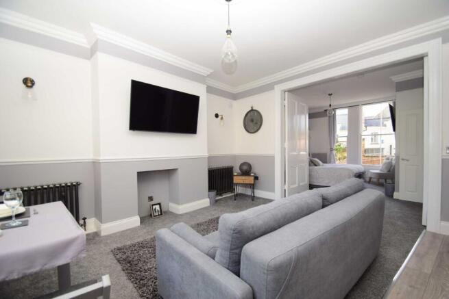 1 bed Apartment to rent Image 4