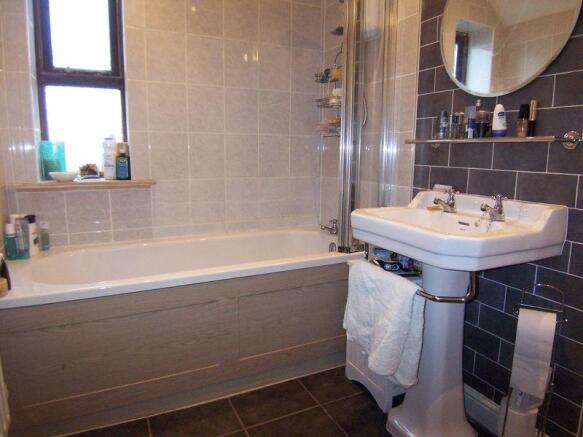 Photo 9