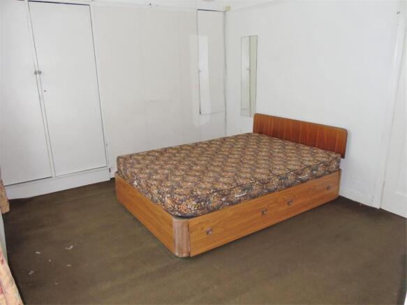 Bed1.JPG