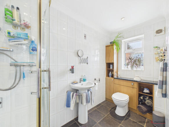 3 bed Detached Bungalow for sale Image 5