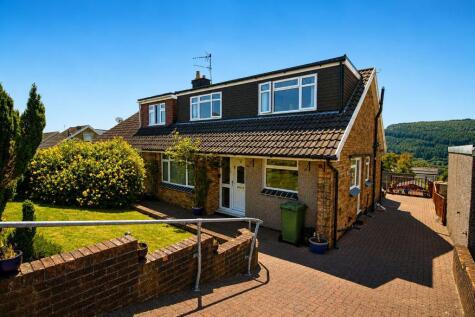 Whiterock Drive, Graigwen, Pontypridd, CF37 2HA