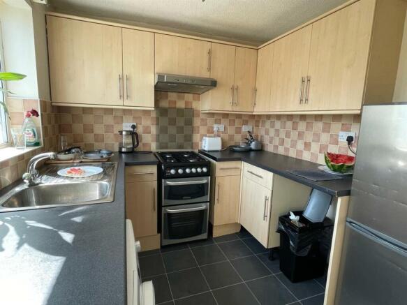 Kitchen..jpg