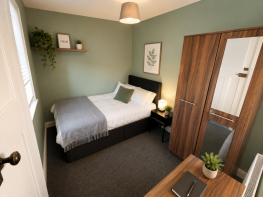 18, Station Road, Bristol BS34 7BY