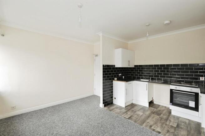 1 bed Apartment for sale Image 4