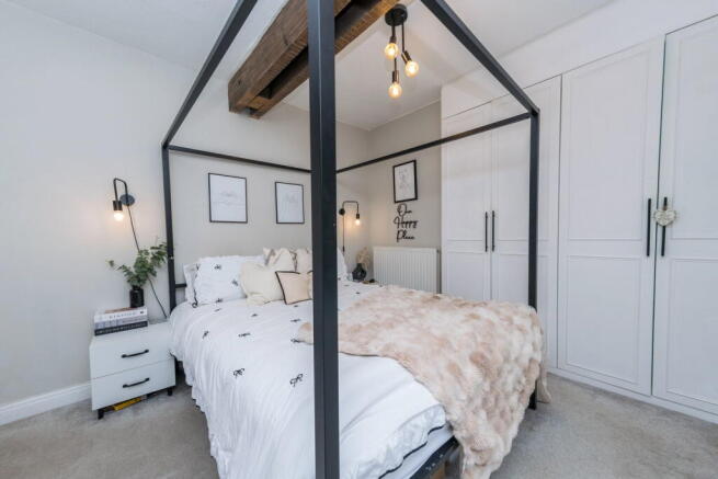 3 bed Terraced for sale Image 10