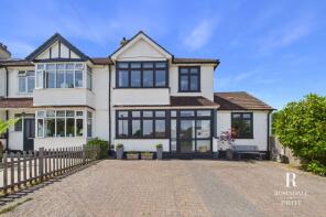 12, Sheen Way, Wallington SM6 8NR