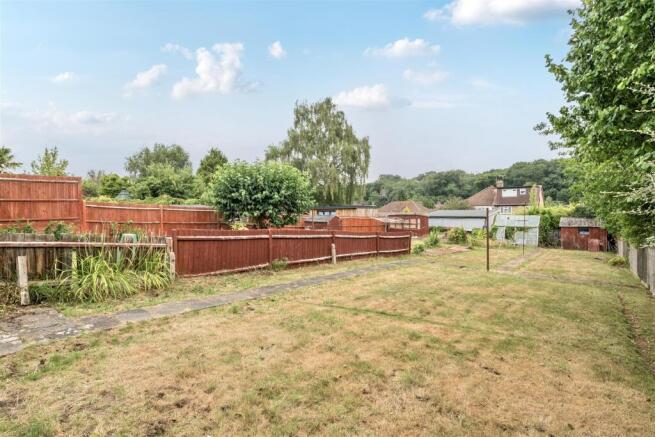 Canterbury Way - Garden.jpg