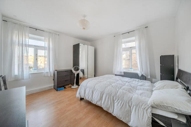 1419554-9-699ddf7...