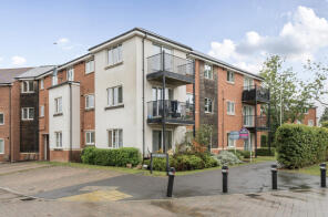 Flat 7, 25, Cavendish Drive, Locks Heath, Southampton SO31 6BN