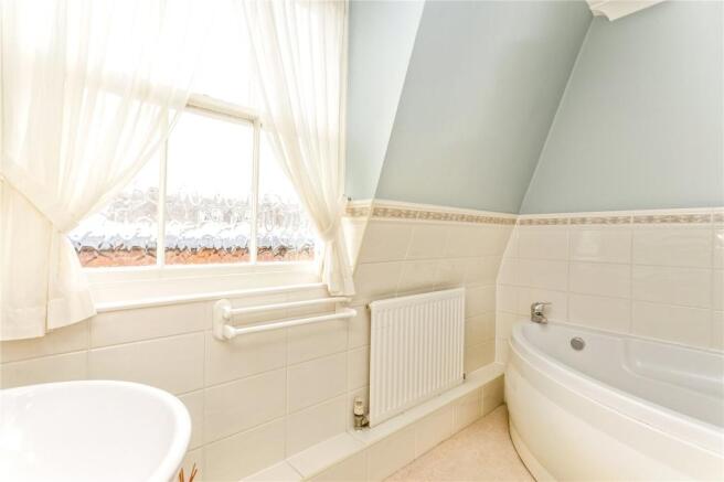 En Suite Bathroom