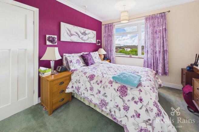 3 bed Semi-Detached for sale Image 10