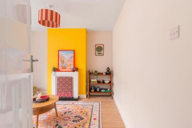 0G6WBN - Living Room E.jpg