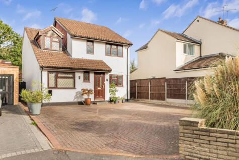 Ewins Close, Ash, Surrey, GU12