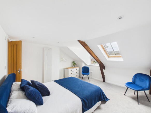 2 bed Penthouse for sale Image 8