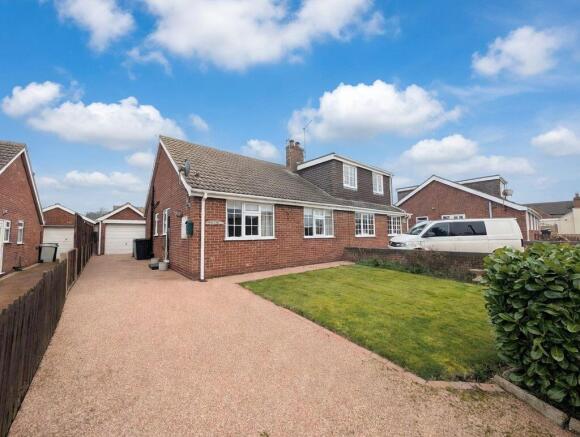 3-bed semi-detached on High Street, Grainthorpe, £165,000