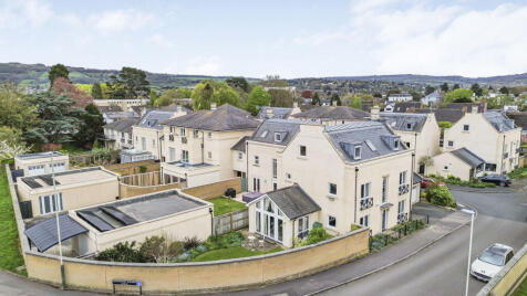 Lexington Square, Cheltenham, Gloucestershire, GL52