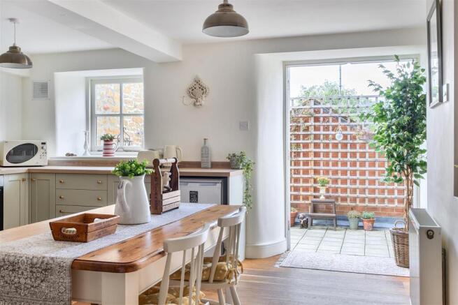 Kitchen diner