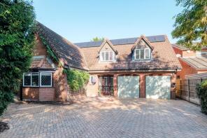 270, Dickens Heath Road, Dickens Heath, Solihull B90 1QN