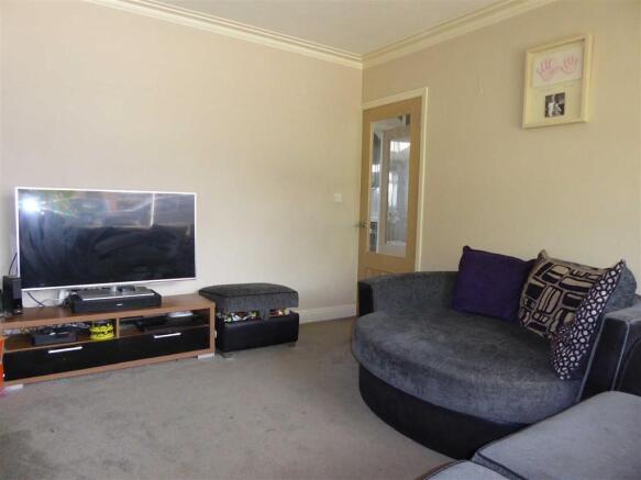 Living Room: