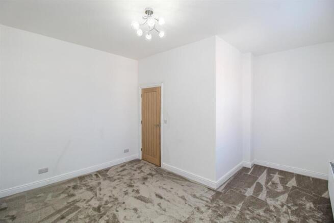 3 bed Semi-Detached for sale Image 10