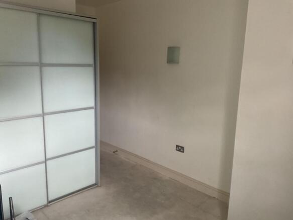 2 bed Apartment for sale Image 7