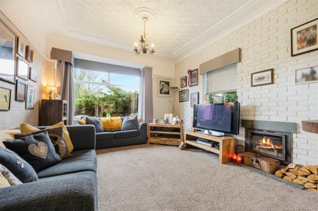 Open Plan Kitchen - Living Room