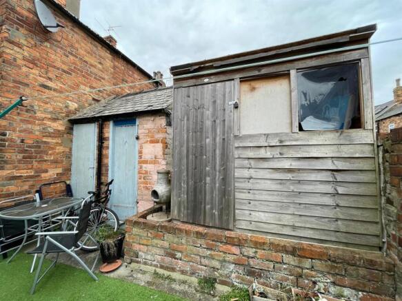 2 bed Terraced for sale Image 9