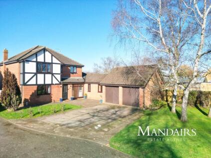 Tudor Place, London Road, Yaxley, Peterborough