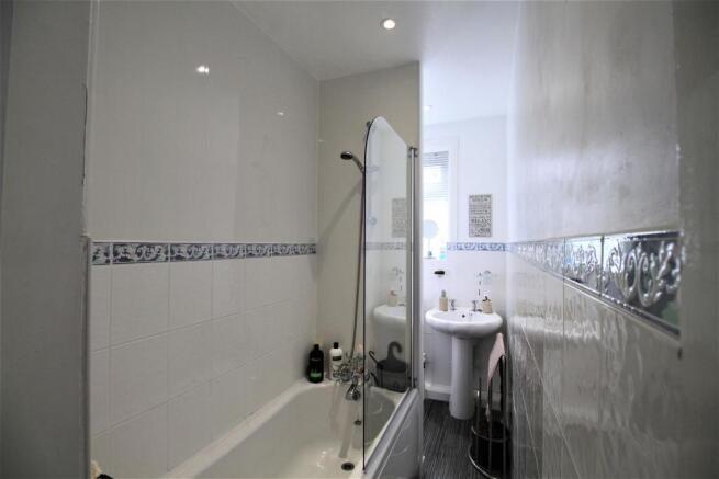 Bathroom.jpg
