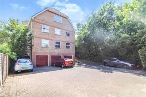 Flat 7, 130 Worthy House, Winchester Road, Southampton SO16 6AT