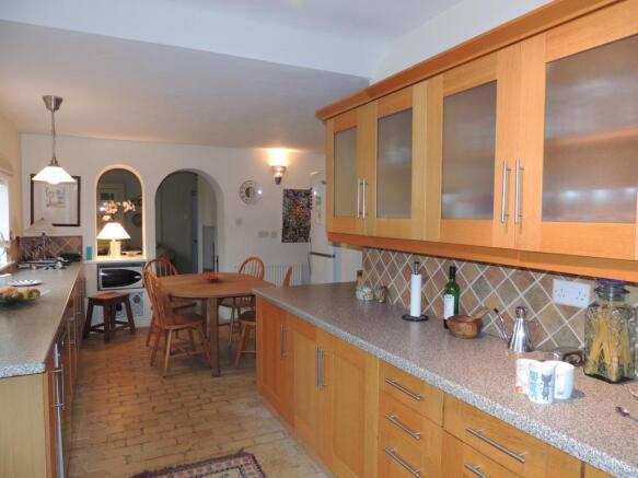 Kitchen / Breakfast Room
