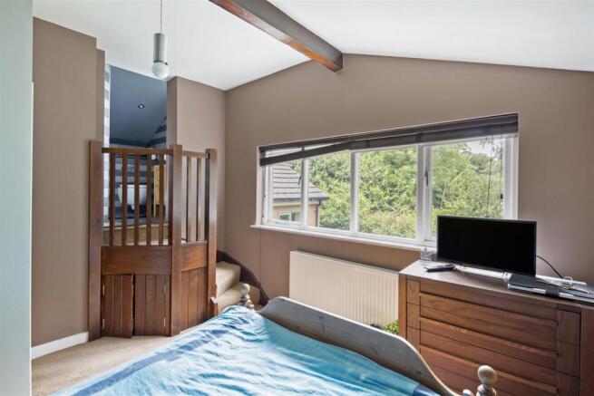 7 Dale Hill fpz16887