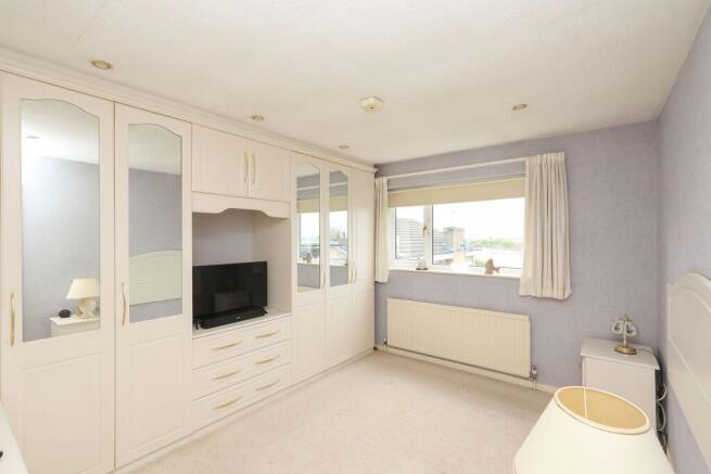 3 bed Detached for sale Image 9