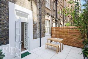 Flat 2, Lyon House, Riding House Street, London W1W 7ED
